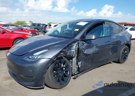 2022 Tesla Model Y Long Range Dual Motor All-Wheel Drive from USA, damaged, VIN 7SAYGDEEXNF367073